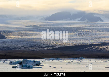 L'Islande Jokulsarlon, lagon, belle photo de paysage froid glacier islandais lagoon bay, Banque D'Images