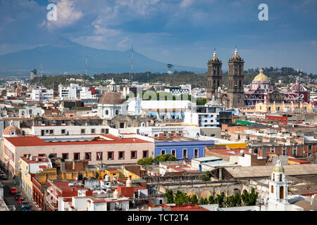 Puebla est la capitale et la plus grande ville de l'état de Puebla, et l'une des cinq plus importantes villes coloniales espagnoles au Mexique. Banque D'Images