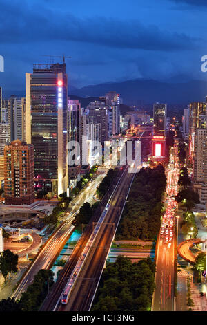 Vue de nuit de fer Guangzhou-Shenzhen Shenzhen Banque D'Images