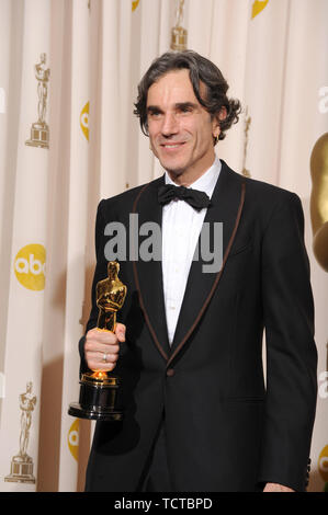 LOS ANGELES, CA. 24 février 2008 : Daniel Day Lewis au 80e congrès annuel à l'Academy Awards le Kodak Theatre, à Hollywood. © 2008 Paul Smith / Featureflash Banque D'Images