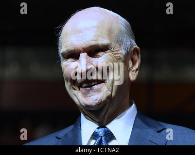 Orlando, Floride. 09Th Juin, 2019. Russell M. Nelson, le 94 ans, président de l'Église de Jésus-Christ des Saints des Derniers Jours, s'adresse aux participants à un centre de dévotion à la Compagnie le 9 juin 2019 à Orlando, Floride. Crédit : Paul Hennessy/Alamy Live News Banque D'Images