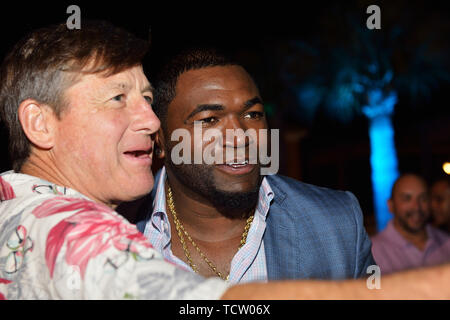 Punta Cana, République dominicaine. 14 Décembre, 2013. PUNTA CANA, RÉPUBLIQUE DOMINICAINE - Décembre 13 : Alex Rodriguez des Yankees de New York et de la petite amie, Torrie Wilson, à la 6e Conférence David Ortiz Celebrity Golf Classic Powered By FUSEt le 13 décembre 2013 à Punta Cana, République dominicaine. People : David Ortiz Credit : tempêtes Media Group/Alamy Live News Banque D'Images