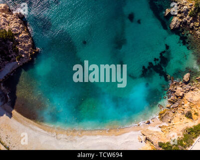 Vue aérienne de la Granadella cove beach à Javea, Espagne Banque D'Images