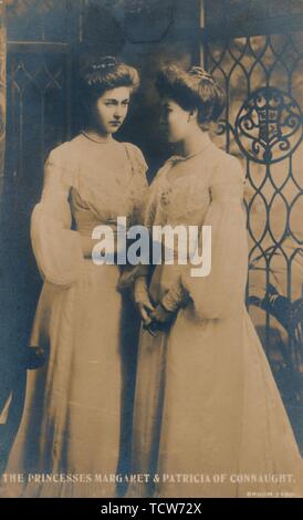 'Les Princesses Margaret & Patricia de Connaught', c1900. Créateur : Inconnu. Banque D'Images