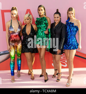 New York, NY - 03 juin, 2019 : Hannah Ferguson, Bebe, Rexh Cindy Bruna, Angelys Balek et Nadine Leopold assister 2019 CFDA Fashion Awards au Brooklyn Mu Banque D'Images