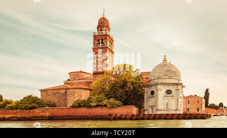 L'île cimetière avec l'église de San Michele in Isola, Venise, Italie Banque D'Images