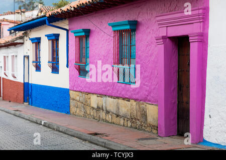 Ses rues colorées dans la Candelaria Bogota aera capitale de la Colombie en Amérique du Sud Banque D'Images