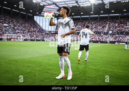 Mainz, Allemagne. 11 Juin, 2019. Thilo Kehrer (Allemagne) des boissons. GES/football/Qualification Euro : Allemagne - Estonie, 11.06.2019 Football/soccer : qualificatifs européens : l'Allemagne contre l'Estonie, Mayence, le 11 juin 2019 | dans le monde l'utilisation de crédit : afp/Alamy Live News Banque D'Images