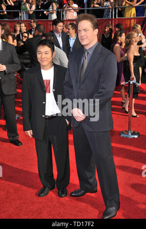 LOS ANGELES, CA. 16 juillet 2008 : Brendan Fraser et Jet Li (gauche) à l'ESPY awards 2008 au Nokia Theatre, Los Angeles. © 2008 Paul Smith / Featureflash Banque D'Images