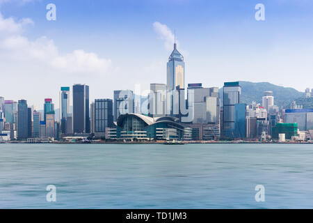 Gratte-ciel et Convention and Exhibition Centre à Central, Hong Kong Banque D'Images