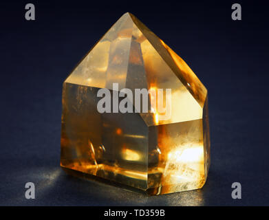 Spécimen minéral Quartz Citrine pierre gem gem rock Banque D'Images