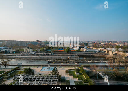 Vue aérienne du centre ville de Prague, République tchèque - Printemps 2019 Banque D'Images