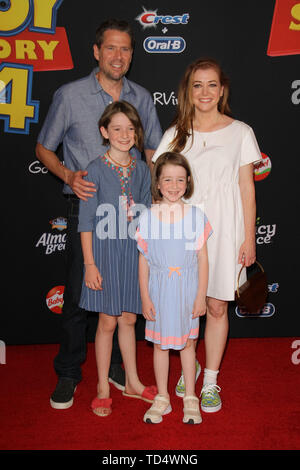 Los Angeles, USA. 11 Juin, 2019. Alyson Hannigan, Keeva, Satyana Denisof Jane Marie et Alexis Denisof Denisof lors de Disney/Pixar 'Toy Story 4' Première mondiale tenue à El Capitan Theatre, à Hollywood, CA, le 11 juin 2019. Crédit photo : Joseph Martinez/PictureLux PictureLux Crédit : Le Hollywood/Archive/Alamy Live News Banque D'Images