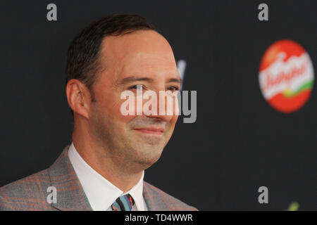 Los Angeles, USA. 11 Juin, 2019. Tony Hale lors de Disney/Pixar Toy Story '4' Première mondiale tenue à El Capitan Theatre, à Hollywood, CA, le 11 juin 2019. Crédit photo : Joseph Martinez/PictureLux PictureLux Crédit : Le Hollywood/Archive/Alamy Live News Banque D'Images