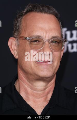 Hollywood, Etats-Unis. 11 Juin, 2019. HOLLYWOOD, LOS ANGELES, CALIFORNIE, USA - 11 juin : l'acteur Tom Hanks arrive à la Los Angeles Premiere de Disney et Pixar Toy Story 4' 'tenue à l'El Capitan Theatre le 11 juin 2019 à Hollywood, Los Angeles, Californie, USA. (Photo de David Acosta/Image Crédit : Agence de Presse) L'agence de presse Image/Alamy Live News Banque D'Images