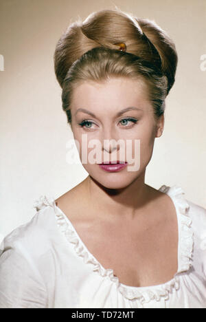 Marianne Hold, deutsche Schauspielerin 1950er Jahre, Deutschland. L'actrice allemande Marianne Hold, l'Allemagne des années 1950. Banque D'Images