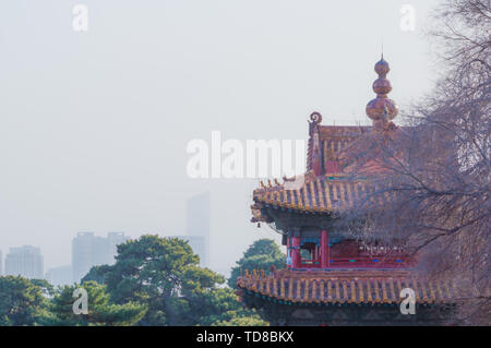 Le paysage architectural du palais dans le parc Beiling, Shenyang, Liaoning Province Banque D'Images