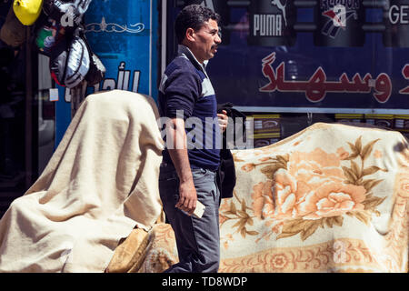 La Jordanie, Moyen-Orient, des cortèges, des véhicules, des déserts, des déserts, Gobi, villes antiques, monuments, de petites villes, les petites villes, le Colisée, la vie, les habitants, les rues, les routes, les routes, les zones urbaines Banque D'Images