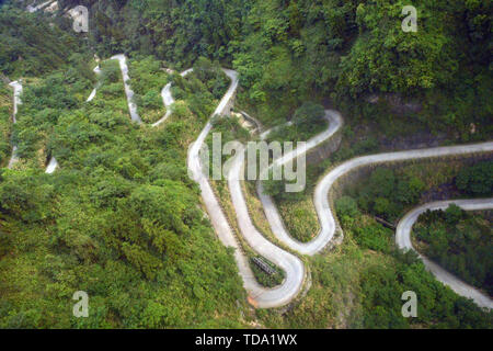 Panshan Autoroute en montagne Tianmen, dans la province de Hunan Banque D'Images