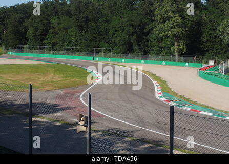 MONZA, ITALIE - 13 juin 2019 : l'Autodromo Nazionale Monza, variantes d'Ascari. Situé près de la ville de Monza, au nord de Milan, en Italie. Banque D'Images