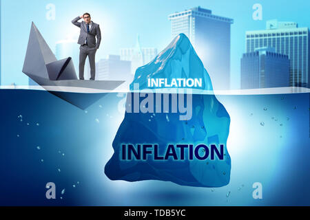 Businessman de l'inflation concept avec iceberg Banque D'Images