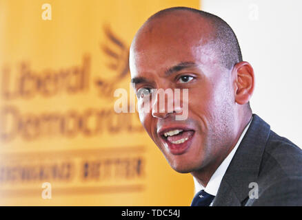 Ancien député travailliste et Changement France Chuka Umunna lors d'une conférence de presse à Westminster, Londres, d'annoncer qu'il rejoint les libéraux-démocrates. Banque D'Images