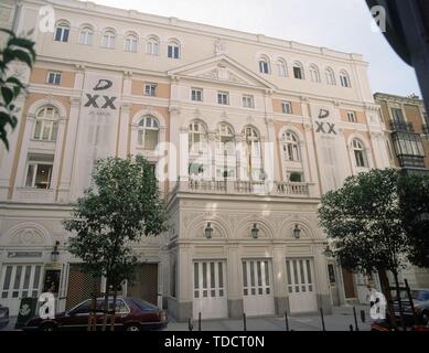 FACHADA DEL ANTIGUO TEATRO DE LA PRINCESA CONVERTIDO EN CENTRO DRAMATICO NACIONAL 1884/85. Auteur : ORTIZ VILLAJOS AGUSTIN. Lieu : Théâtre MARIA GUERRERO. L'ESPAGNE. Banque D'Images