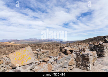 À l'hôtel Mirador de Patapampa, 4900m au-dessus du niveau de la mer, Réserve nationale de Salinas y Aguada Blanca, Arequipa, Pérou, Banque D'Images