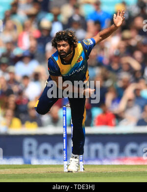 Sri Lanka's Lasith Malinga bols au cours de l'ICC Cricket World Cup phase groupe match à l'ovale, Londres. Banque D'Images