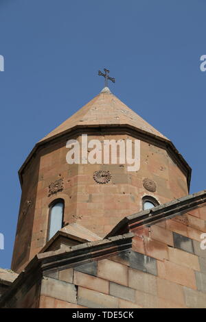 En Arménie le vieux monastère Khor Virap architecture médiévale près de la montagne et de l'Ararat Banque D'Images