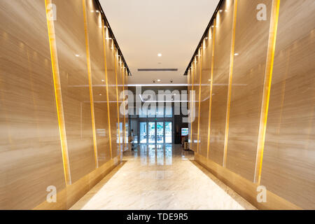 À l'intérieur du plafond et le couloir Banque D'Images