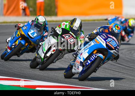 Barcelone, Espagne. 15 Juin, 2019. GABRIEL RODRIGO (19) de l'Argentine et KÃ¶mmerling Gresini Moto3 , DARRYN BINDER (40) d'Afrique du Sud et CIP Green Power et Sergio Garcia (11) de l'Espagne et Estrella Galicia 0,0 pendant la moto 3 libres 3 du Circuit Grand Prix à Ctalunya de Barcelona racetrack dans Montmelo, Espagne le 15 juin 2019 (Photo : Alvaro Sanchez) Cordon Cordon Crédit : Presse Presse/Alamy Live News Banque D'Images