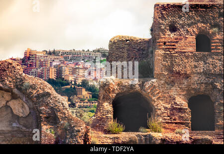 Paysage urbain d'archéologie italienne dans la ville de Tivoli Rome - Latium - Italie Banque D'Images