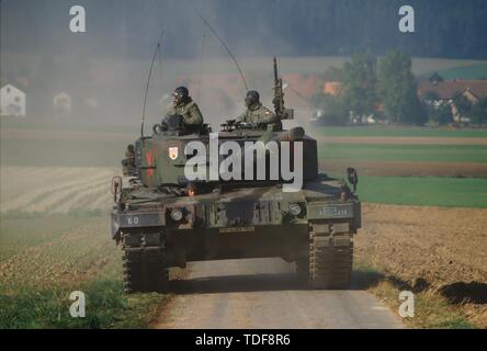 L'armée allemande pendant les manœuvres de l'OTAN Leopard II en 1986 Banque D'Images