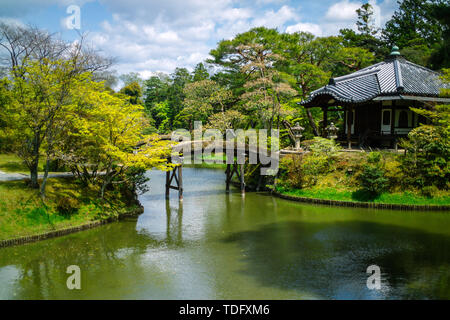 La Villa impériale de Katsura, ou Palais séparé de Katsura, est une villa avec des jardins et des dépendances associés dans la banlieue ouest de Kyoto, au Japon. Banque D'Images