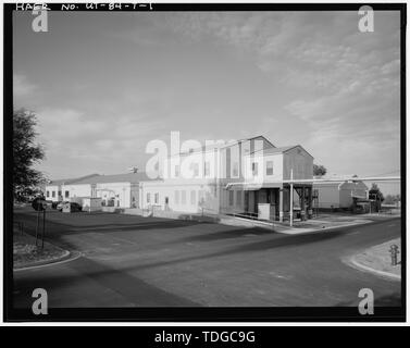 Au nord et à l'EST FACE À CÔTÉS - Arsenal Ogden, entrepôt, 6057 Boxelder Lane, Layton, Davis Comté, UT ; Wegman-French, Lysa, émetteur ; Dockendorf, Richard, photographe Banque D'Images