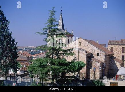 Eglise de San Cipriano CONSTRUIDA A FINALES DEL SIGLO XI - ROMANICO ESPAÑOL. Lieu : EGLISE DE SAN CIPRIANO O SAN CEBRIAN. Zamora. L'ESPAGNE. Banque D'Images