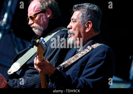 Madrid, Espagne. 15 Juin, 2019. Blues Festival International de Madrid, red house band concert à Place Colon, Madrid, Espagne. EnriquePSans / Alamy Live News Banque D'Images