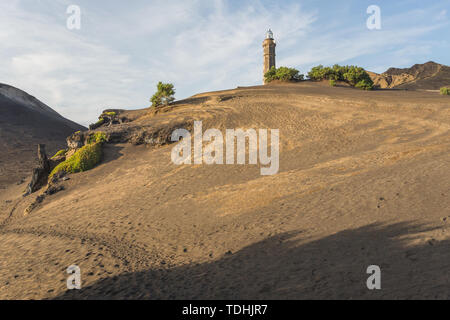 Volcan Capelinhos avec seascape panoramique sur l''île de Faial, Açores, Portugal Banque D'Images