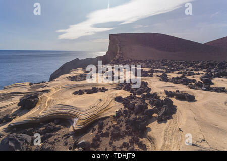 Volcan Capelinhos avec seascape panoramique sur l''île de Faial, Açores, Portugal Banque D'Images