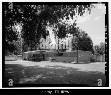 Vue oblique arrière, l'altitude, À AU SUD-OUEST - Mountain Home Air Force Base 1958 Logement des officiers supérieurs, Résidence du commandant, Tuck Street, Mountain Home, Elmore Comté, ID Banque D'Images