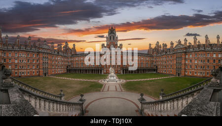 Royal Holloway College, Université de Londres, Angleterre. Banque D'Images