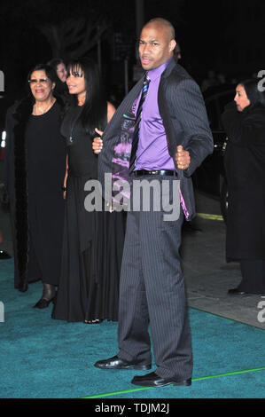 LOS ANGELES, CA. 09 janvier 2008 : Finesse Mitchell à Los Angeles la première de son nouveau film "Argent" au Mann Village Theatre, Westwood. © 2008 Paul Smith / Featureflash Banque D'Images