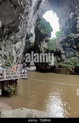 Dongtian Wonderland, Ying Xifeng Corridor forestier, Qingyuan, Guangdong Banque D'Images