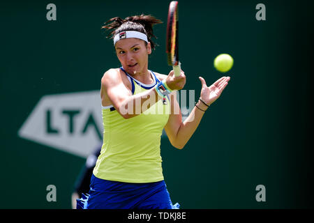 BIRMINGHAM, ANGLETERRE 17 juin Marguerite Gasparyan (Russie) fait concurrence au cours de sa ronde de 32 match contre Elina Svitolina (Ukraine) au cours de la Nature Valley Classic Tennis Tournament à Edgbaston Priory Club, Birmingham le lundi 17 juin 2019. (Crédit : Andy Whitehead | MI News) Credit : MI News & Sport /Alamy Live News Banque D'Images