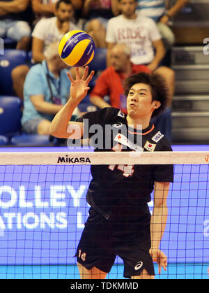 Varna, Bulgarie. 15 Juin, 2019. Yuki ISHIKAWA (Japon), .mens volley-ball Ligue des Nations Unies, 2019, semaine 3 tour préliminaire contre le Japon, la Bulgarie, Varna Bulgarie ./, Palais de la Culture et des Sports, le 15 juin 2019, .dans la semaine 3 dans la ronde préliminaire de la Ligue des nations de volley-ball hommes jouent les équipes nationales de la Bulgarie, le Japon, l'Italie et l'Australie à Sofia à la mer Noire, de crédit : Wolfgang Fehrmann/ZUMA/Alamy Fil Live News Banque D'Images