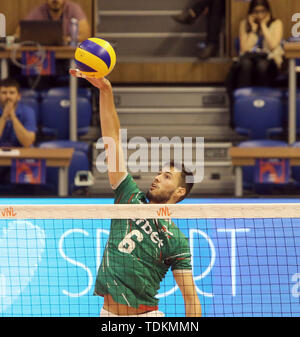Varna, Bulgarie. 15 Juin, 2019. Rozalin PENCHEV (Bulgarie), .mens volley-ball Ligue des Nations Unies, 2019, semaine 3 tour préliminaire contre le Japon, la Bulgarie, Varna Bulgarie ./, Palais de la Culture et des Sports, le 15 juin 2019, .dans la semaine 3 dans la ronde préliminaire de la Ligue des nations de volley-ball hommes jouent les équipes nationales de la Bulgarie, le Japon, l'Italie et l'Australie à Sofia à la mer Noire, de crédit : Wolfgang Fehrmann/ZUMA/Alamy Fil Live News Banque D'Images