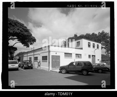 Vue oblique du côté nord-ouest et sud-ouest et. - Base navale américaine, Pearl Harbor, chaufferie et chambre froide, les bouchers boutique et magasins à sec, au sud du bâtiment Avenue, près de la rue Salvor, Pearl City, comté de Honolulu, HI Banque D'Images