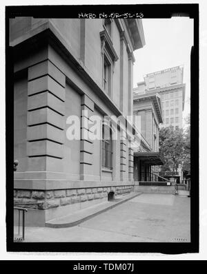 Vue oblique d'west faand-231;ade de l'allée, face au sud-est - bureau de poste pionnier, 700 SW Sixth Avenue, Portland, comté de Multnomah, ou Banque D'Images
