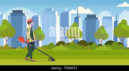 Jardinier homme en uniforme avec l'herbe de coupe de jardinage débroussailleuse moderne concept cityscape background plate horizontale pleine longueur Illustration de Vecteur